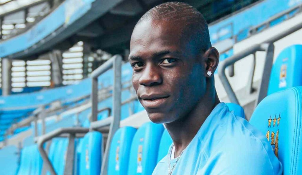 Balotelli sulla panchina del Manchester City