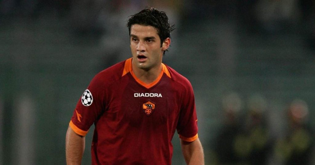 Chivu alla Roma