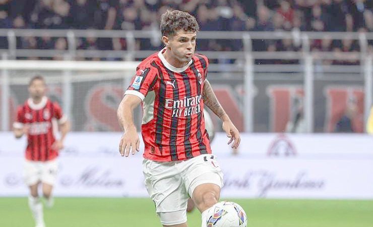 Christian Pulisic a San Siro (Fonte: @acmilan Instagram account)