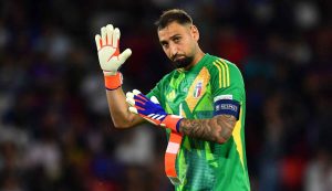 Donnarumma con la maglia della Nazionale (Getty Images)