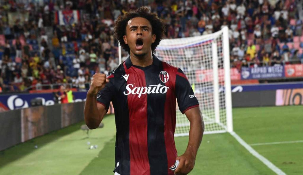 Zirkzee con la maglia del Bologna (Bolognafc)