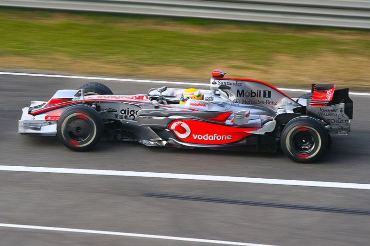 Lewis Hamilton nel 2008 in Cina (Wikipedia Tim Wang)